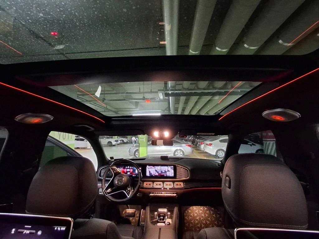 Mercedes Benz GLS Class - Vista 6