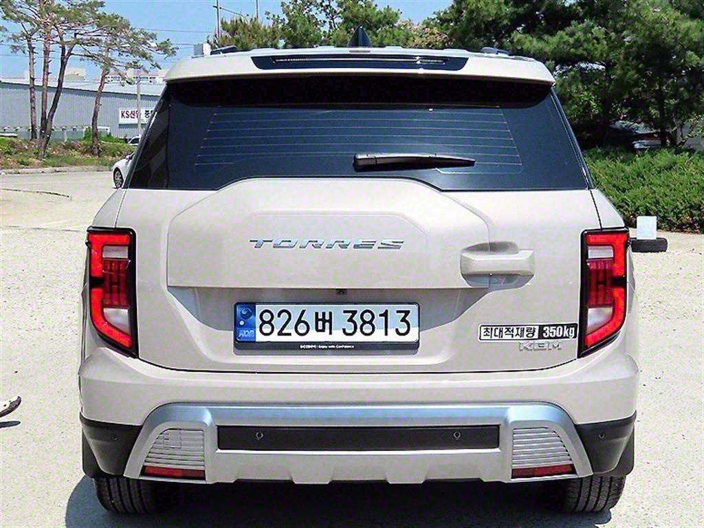 Ssangyong Torres - Vista 4