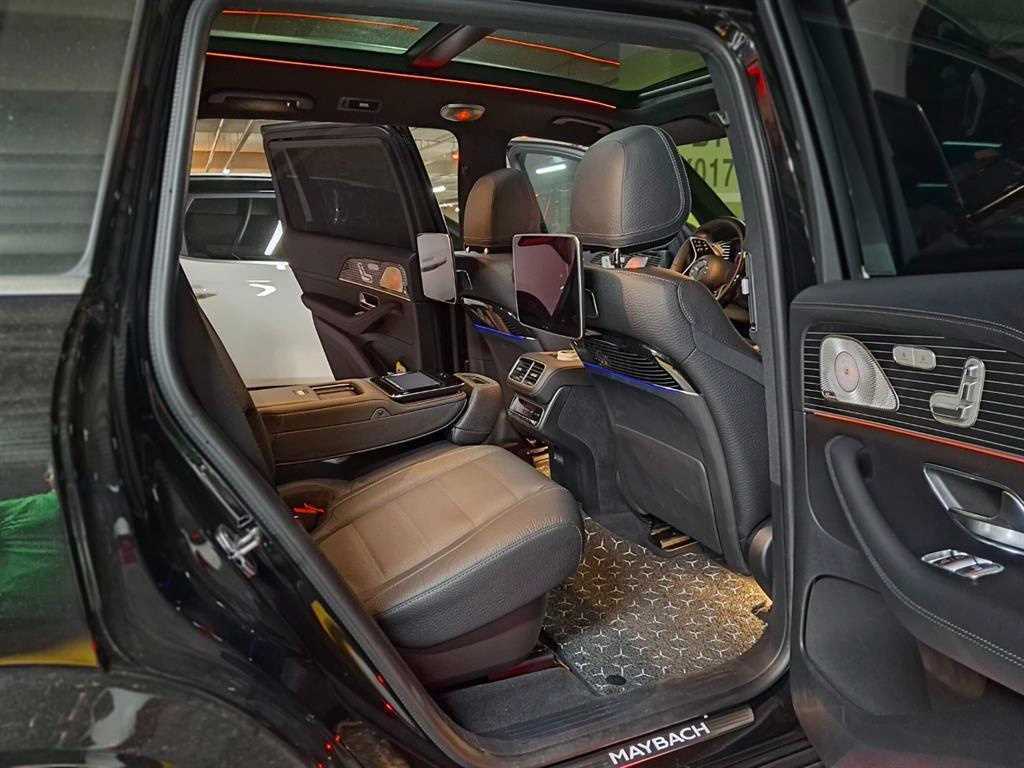 Mercedes Benz GLS Class - Vista 12