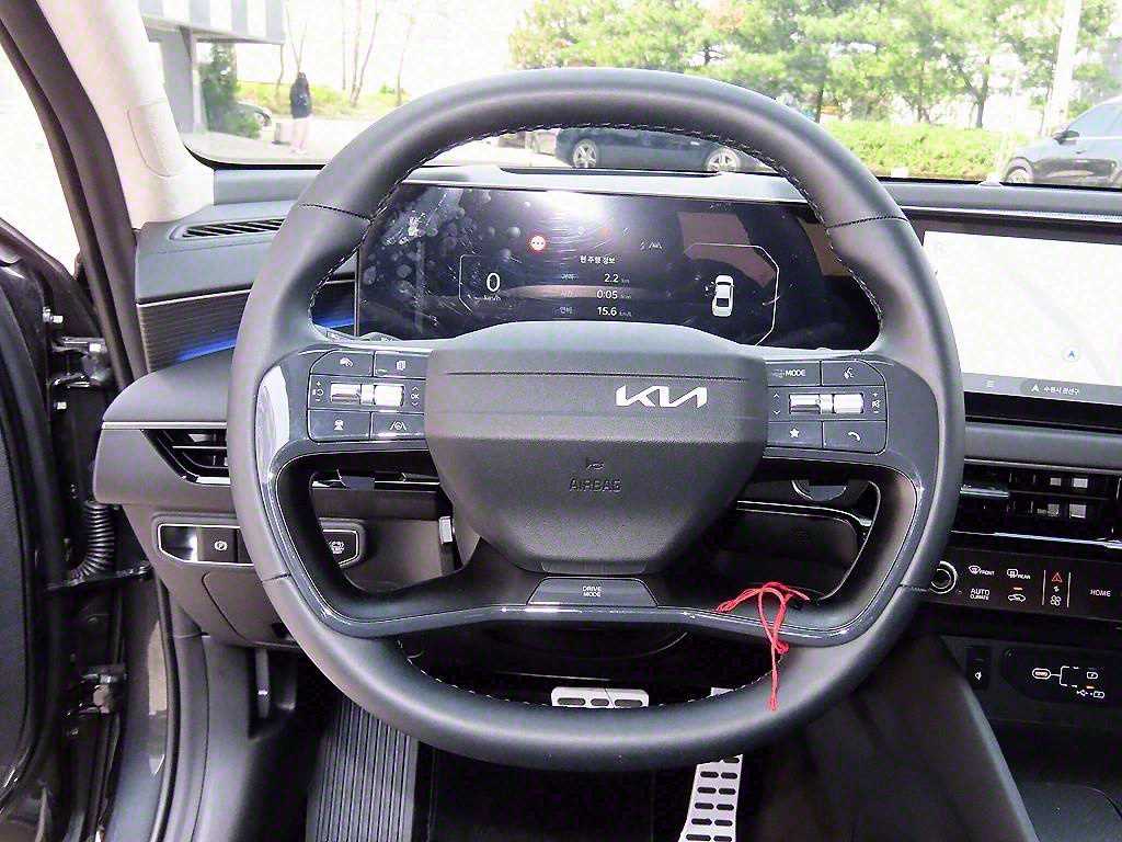 KIA K8 - Vista 8