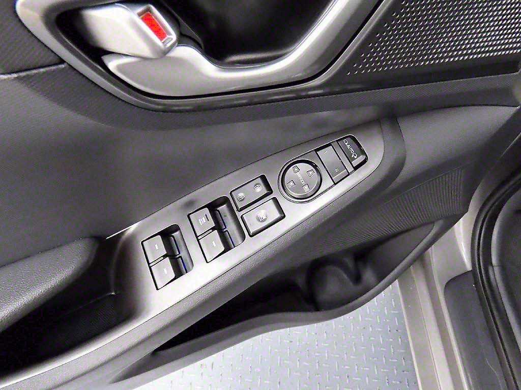 HYUNDAI Ioniq - Vista 11