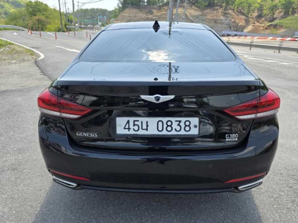 Genesis G80 - Vista 6