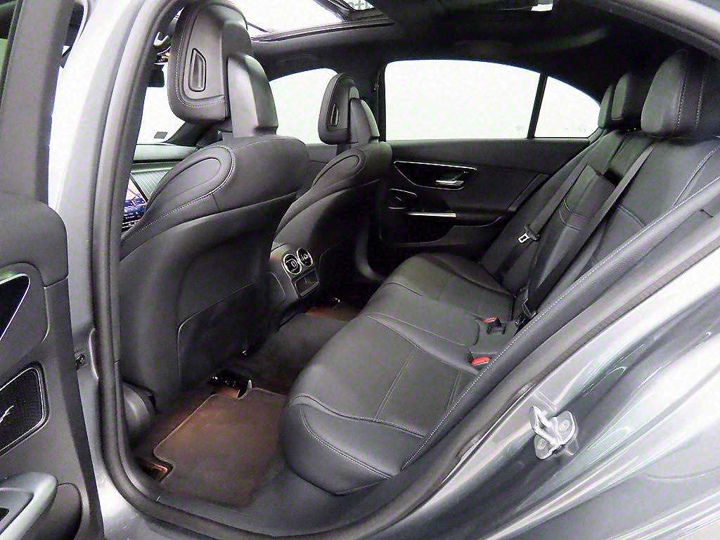 Mercedes Benz C Class - Vista 6