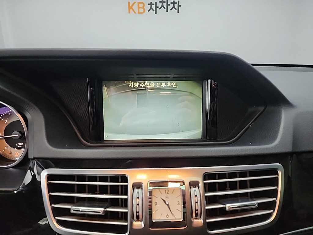 Mercedes Benz E class 2014 Blanco - Importación desde Corea - HF Imports Iquique - Foto 16