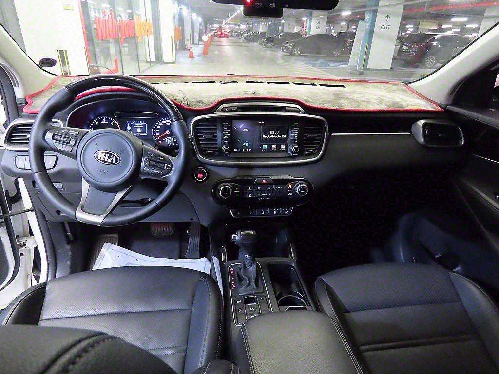 KIA Sorento - Vista 10