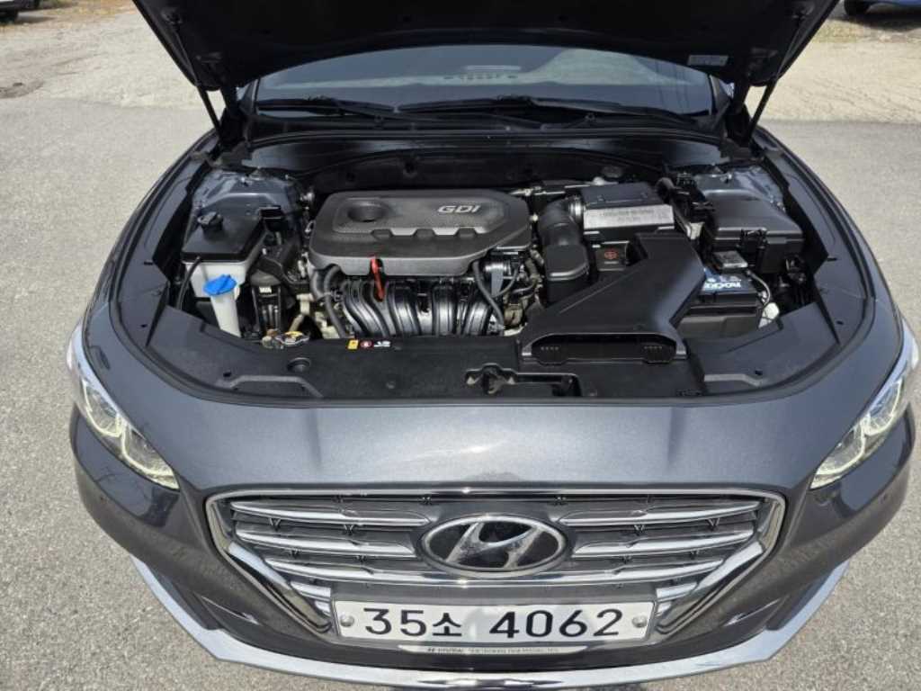 HYUNDAI Grandeur - Vista 7