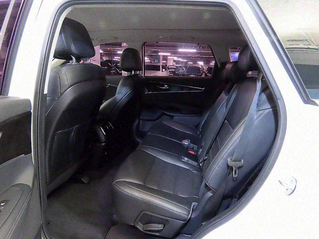 KIA Sorento - Vista 7