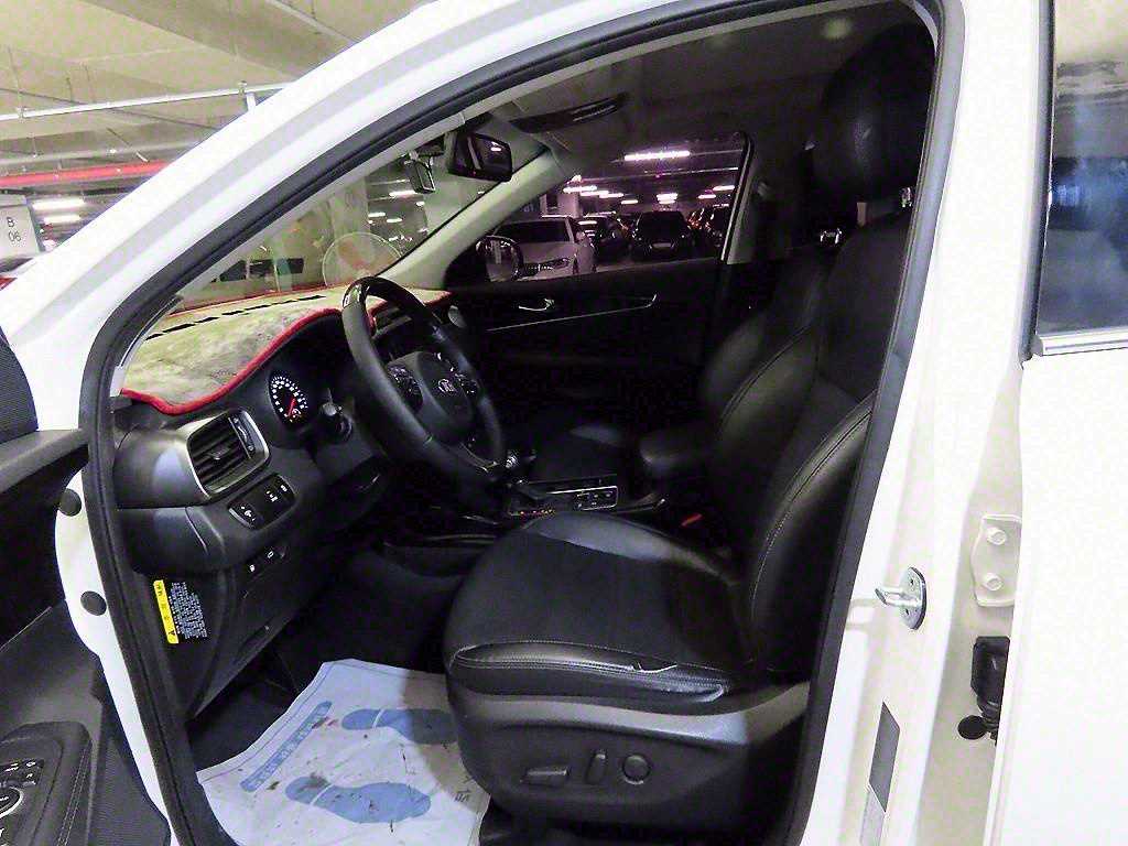 KIA Sorento - Vista 6