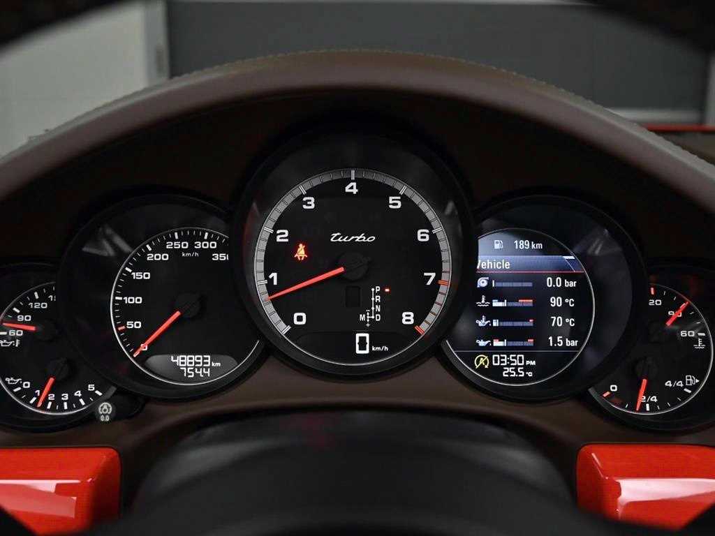 Porsche 911 - Vista 8