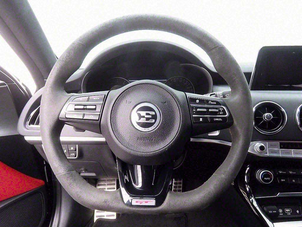 KIA Stinger - Vista 10