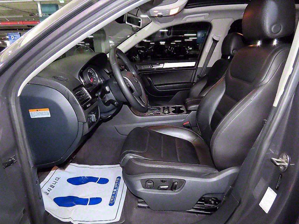 Volkswagen Touareg - Vista 6