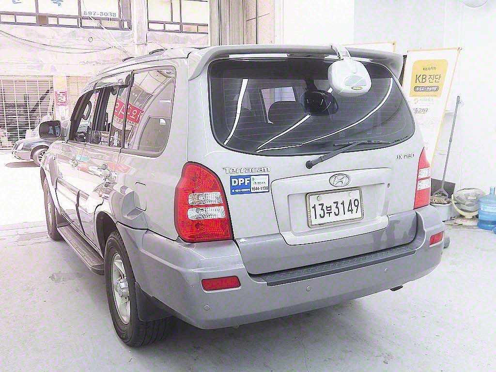 HYUNDAI Terracan - Vista 4