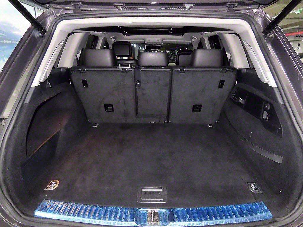 Volkswagen Touareg 2013 Plateado - Importación desde Corea - HF Imports Iquique - Foto 17