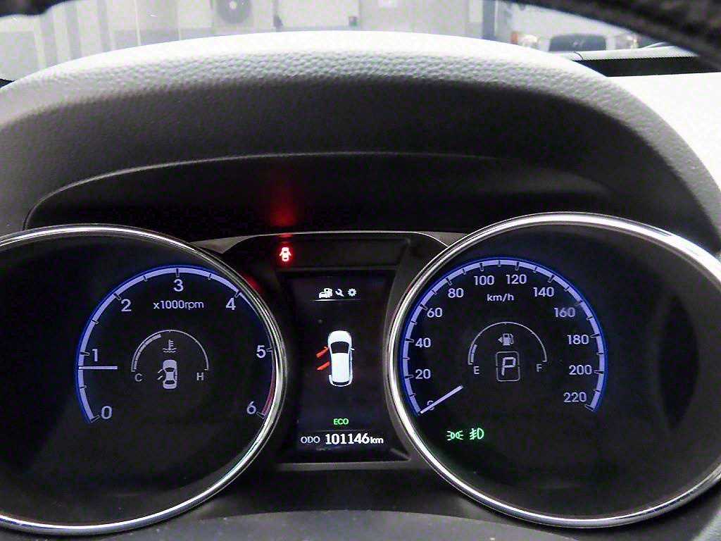 HYUNDAI Tucson - Vista 6