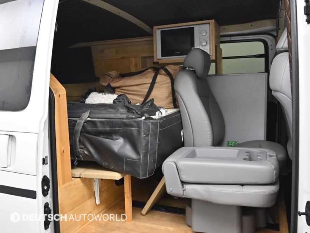 HYUNDAI Starex - Vista 12