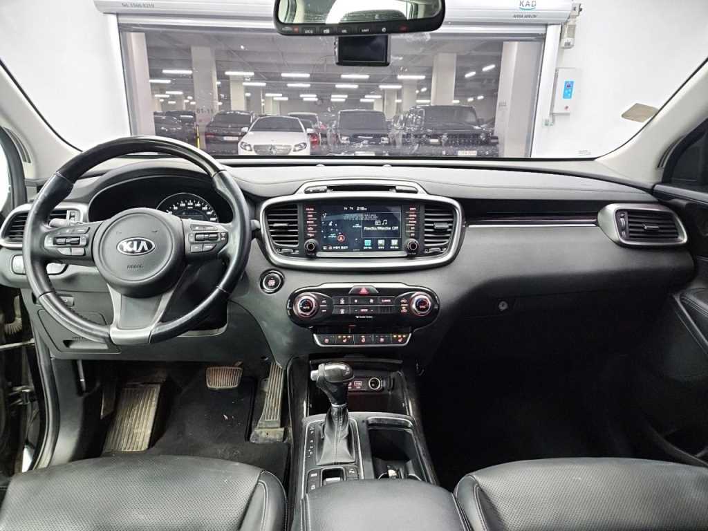 KIA Sorento - Vista 7