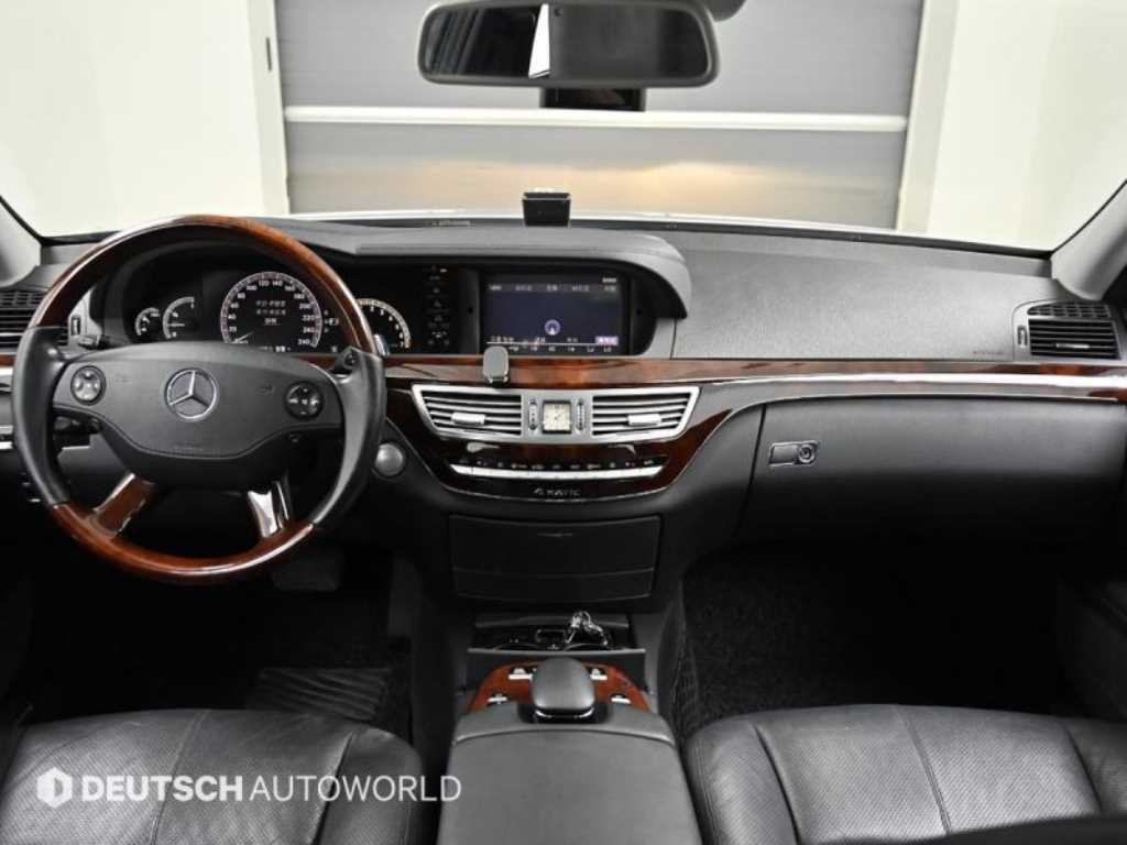 Mercedes Benz S Class - Vista 7