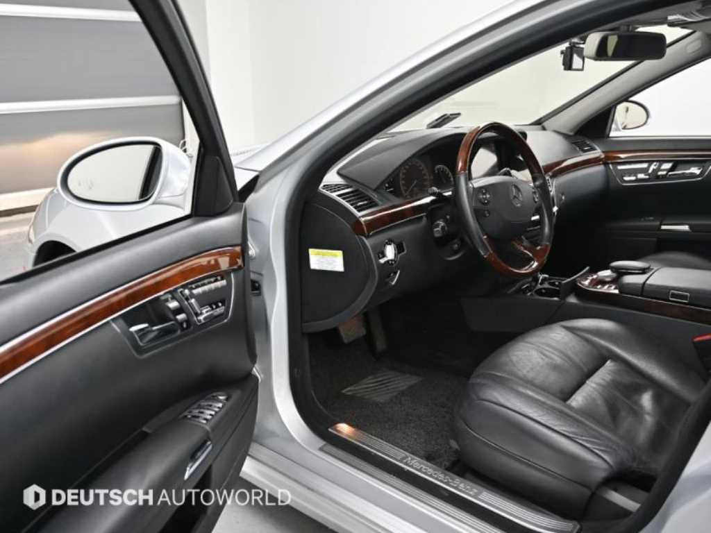 Mercedes Benz S Class - Vista 11