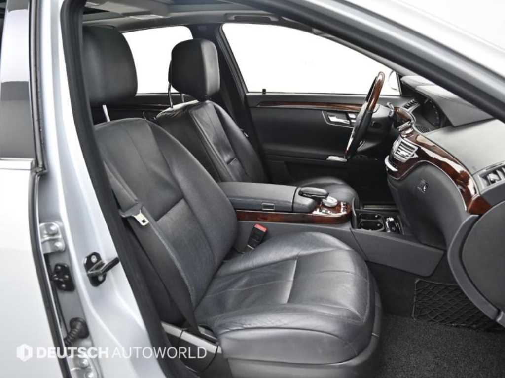 Mercedes Benz S Class - Vista 10