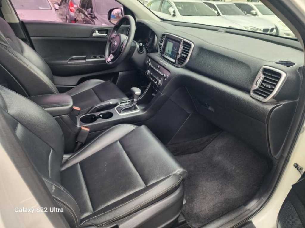 KIA Sportage - Vista 8