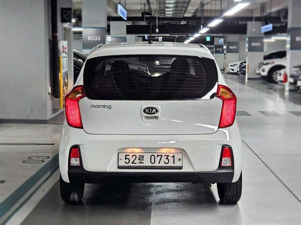 KIA Morning - Vista 4