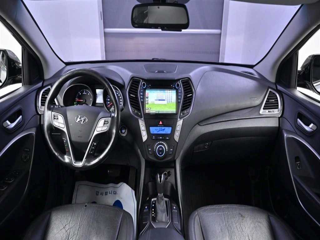 HYUNDAI Santa Fe - Vista 7