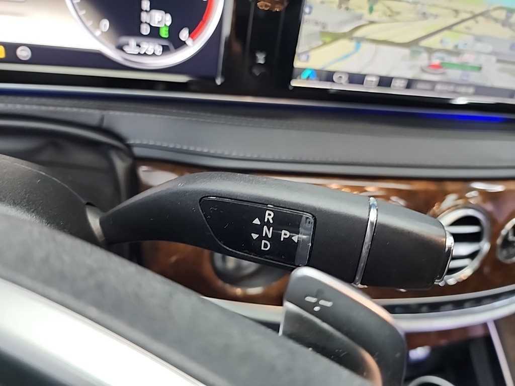 Mercedes Benz S Class - Vista 8