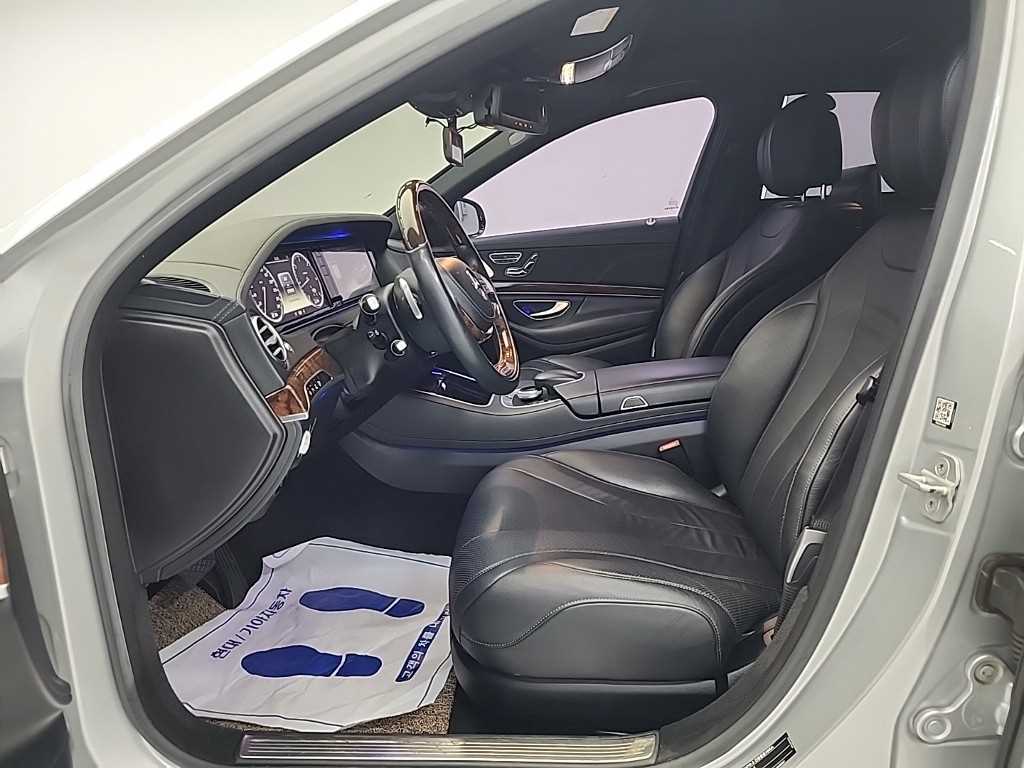 Mercedes Benz S Class - Vista 11