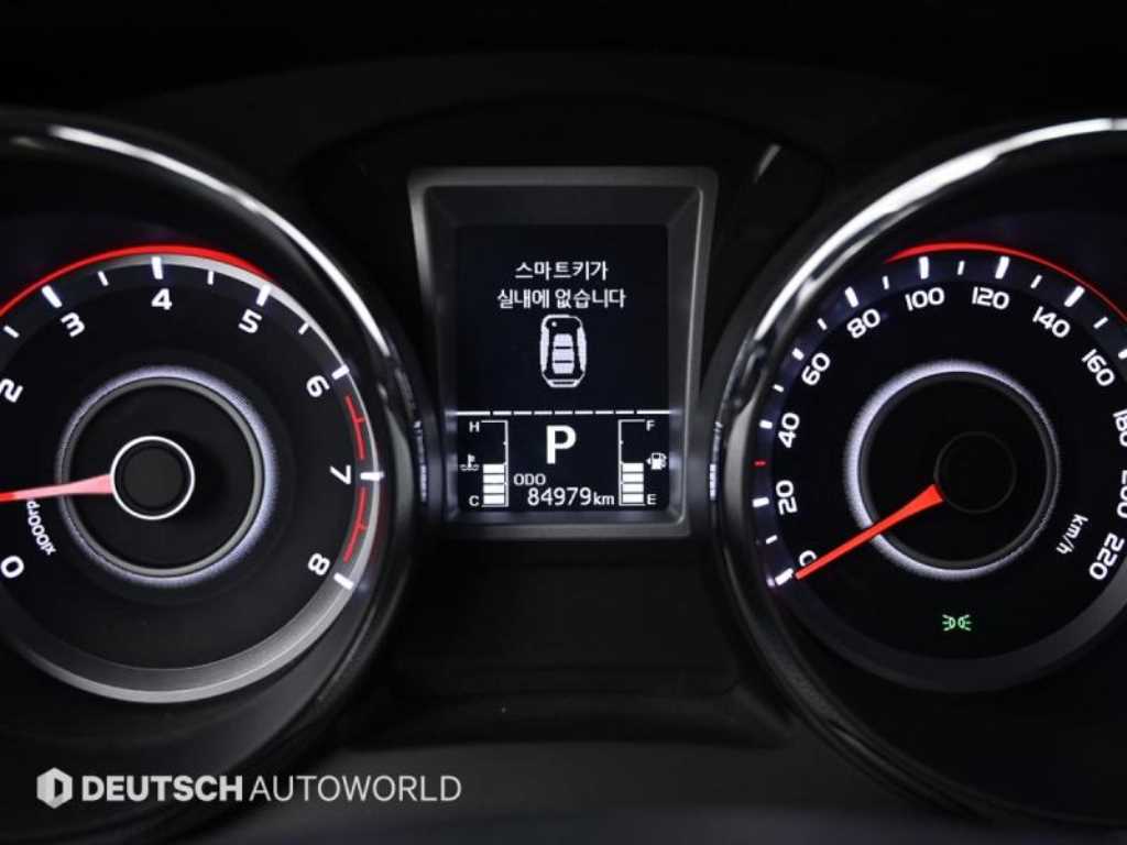 Ssangyong Tivoli - Vista 8