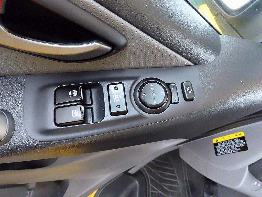 HYUNDAI Starex - Vista 11