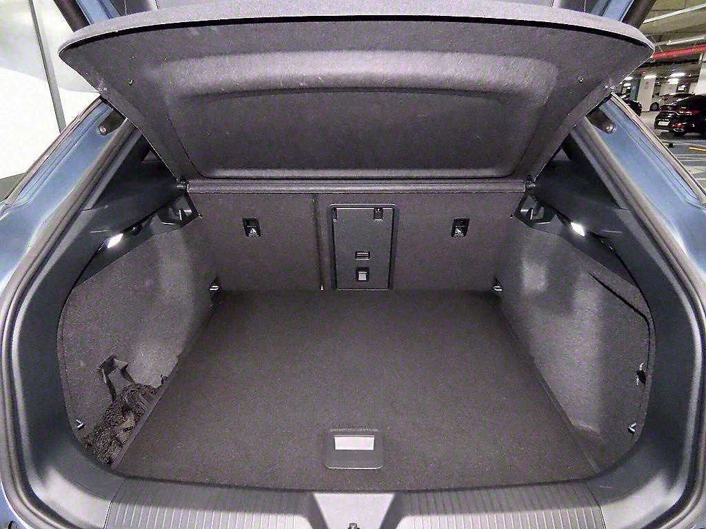 Volkswagen ID.4 2022 Azul - Importación desde Corea - HF Imports Iquique - Foto 17