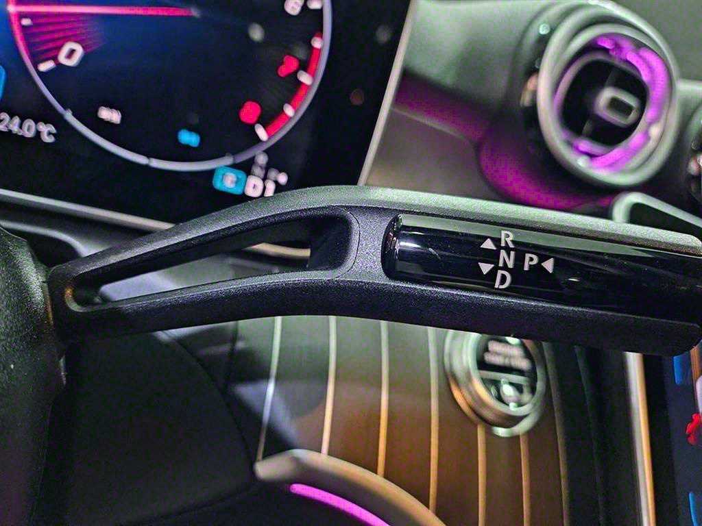 Mercedes Benz C Class - Vista 10