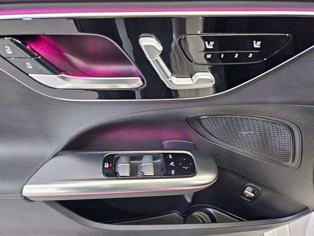 Mercedes Benz C Class - Vista 12