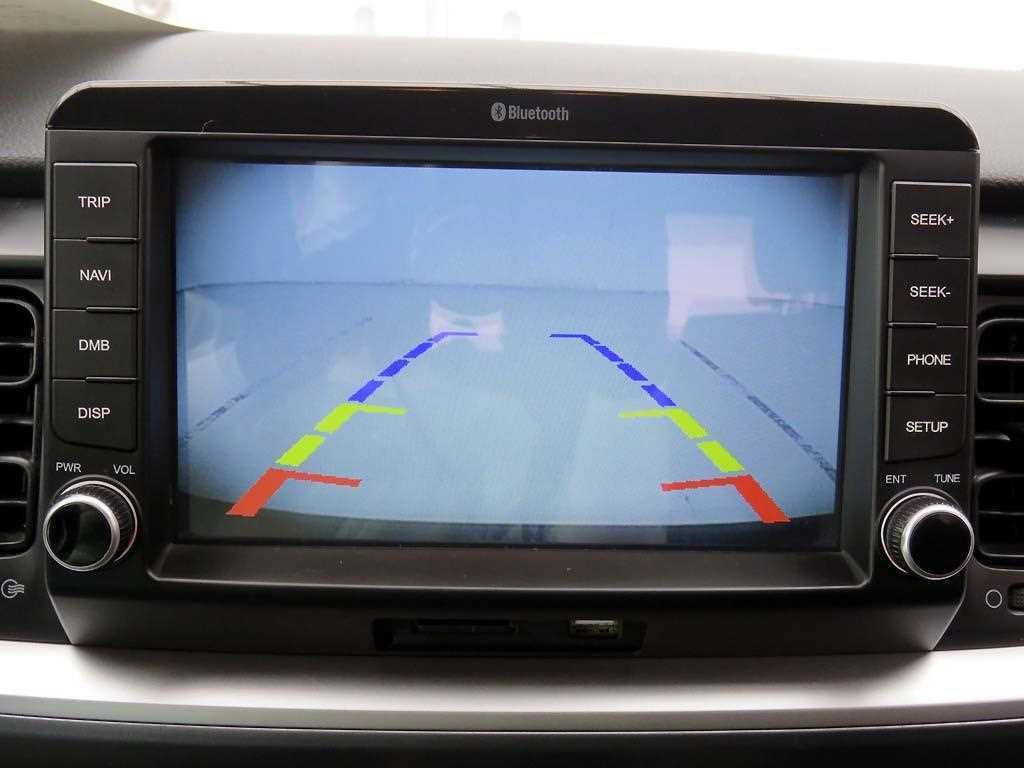 KIA Stonic 2018 Blanco - Importación desde Corea - HF Imports Iquique - Foto 16