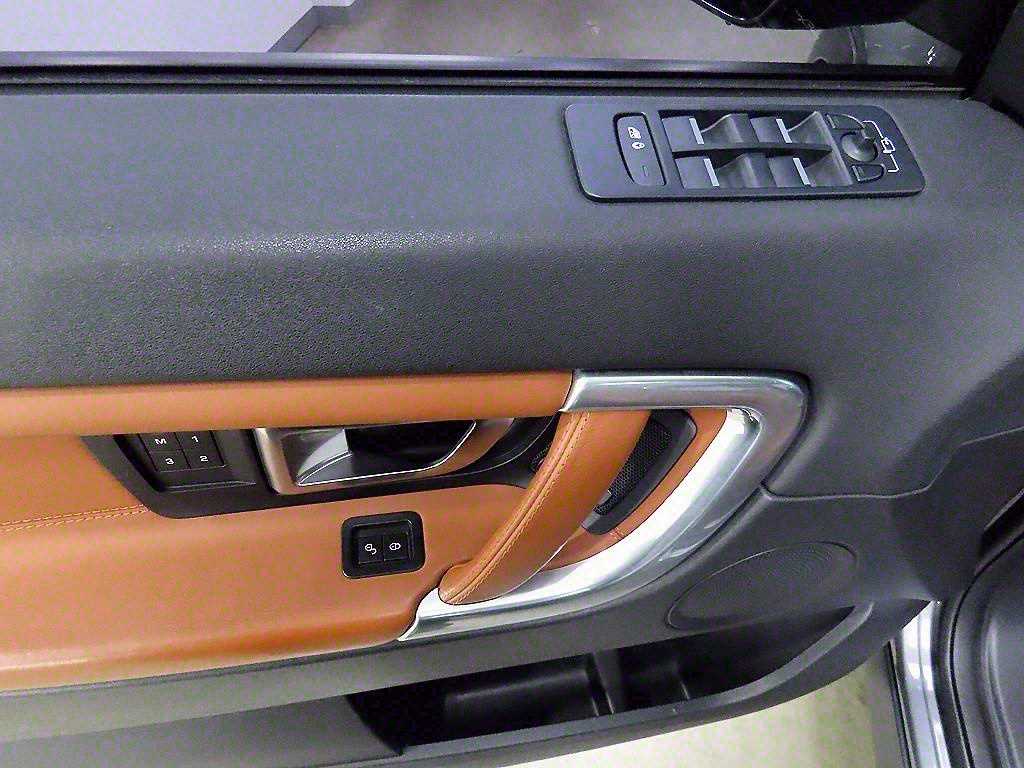 Land Rover Discovery Sports - Vista 11