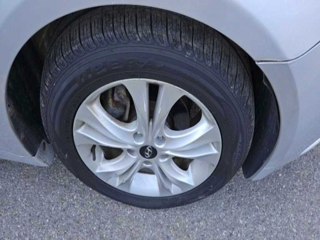 HYUNDAI Sonata - Vista 11