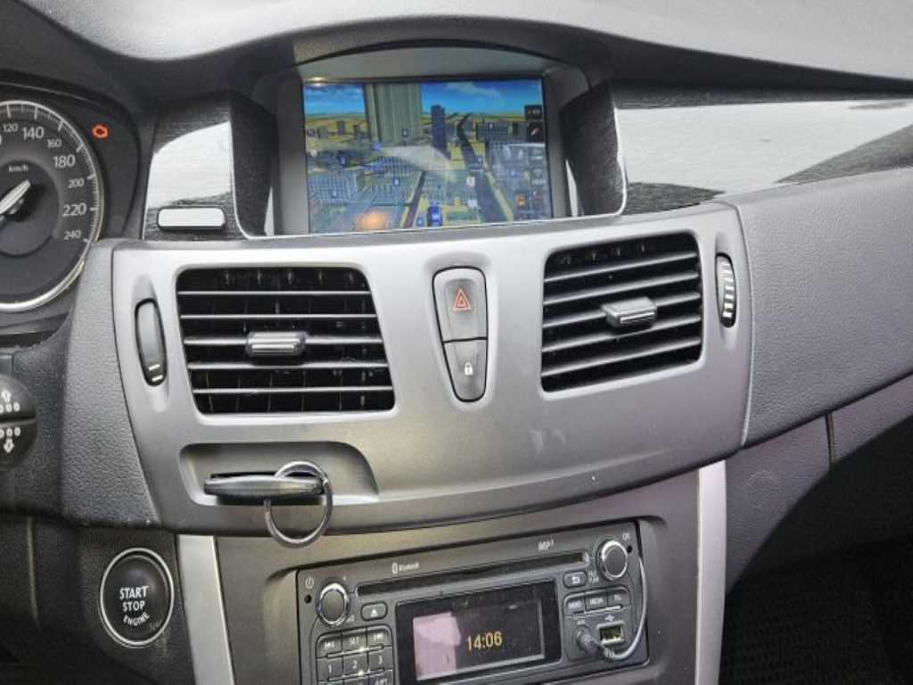 SAMSUNG SM5 - Vista 8