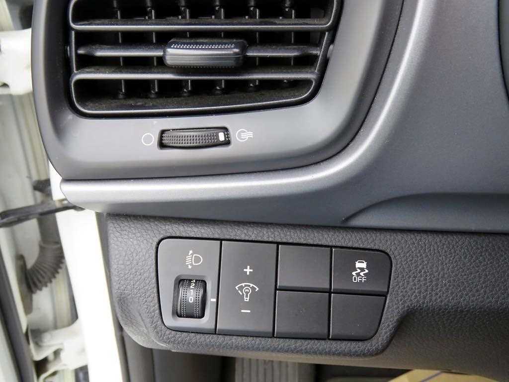 KIA Stonic - Vista 10