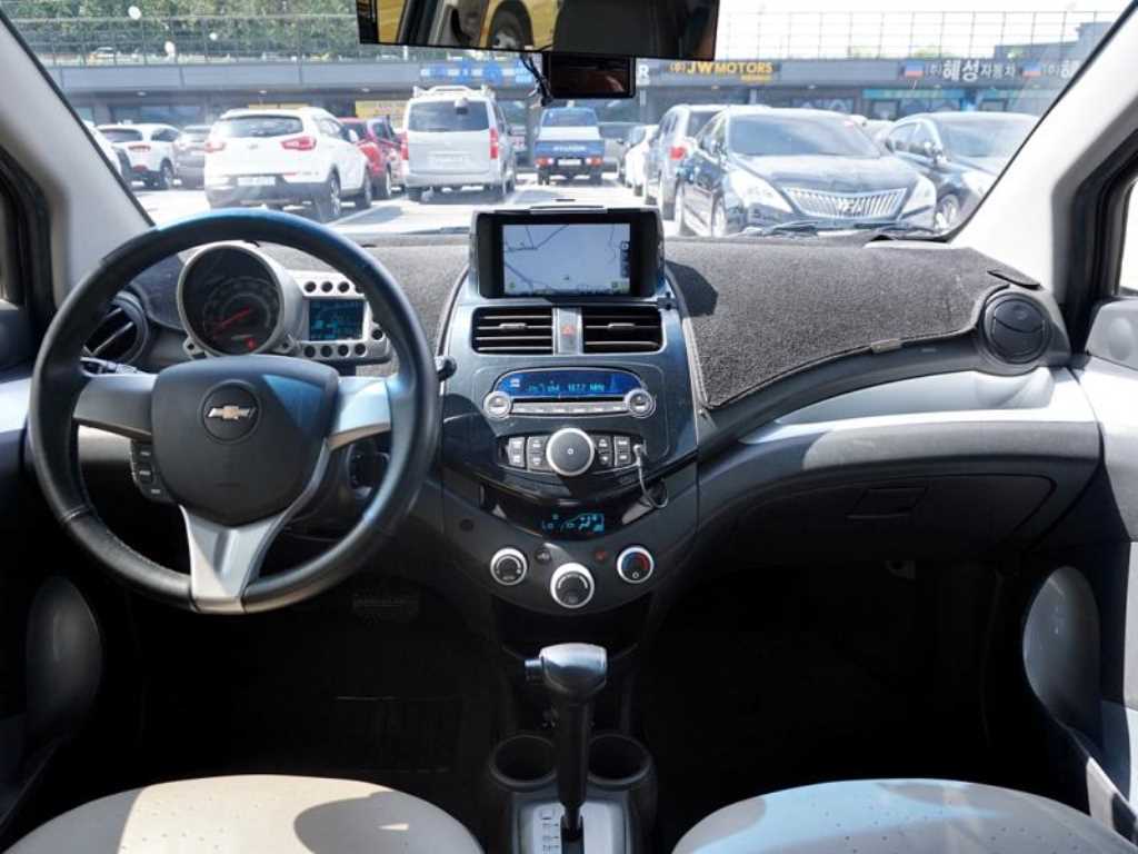 Chevrolet Spark - Vista 8