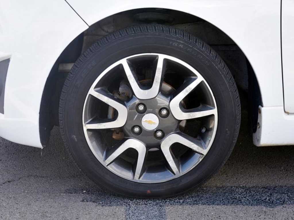 Chevrolet Spark 2012 Blanco - Importación desde Corea - HF Imports Iquique - Foto 16