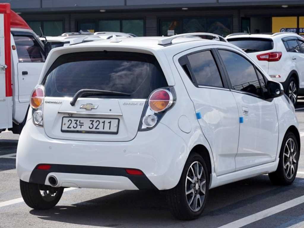 Chevrolet Spark - Vista 6