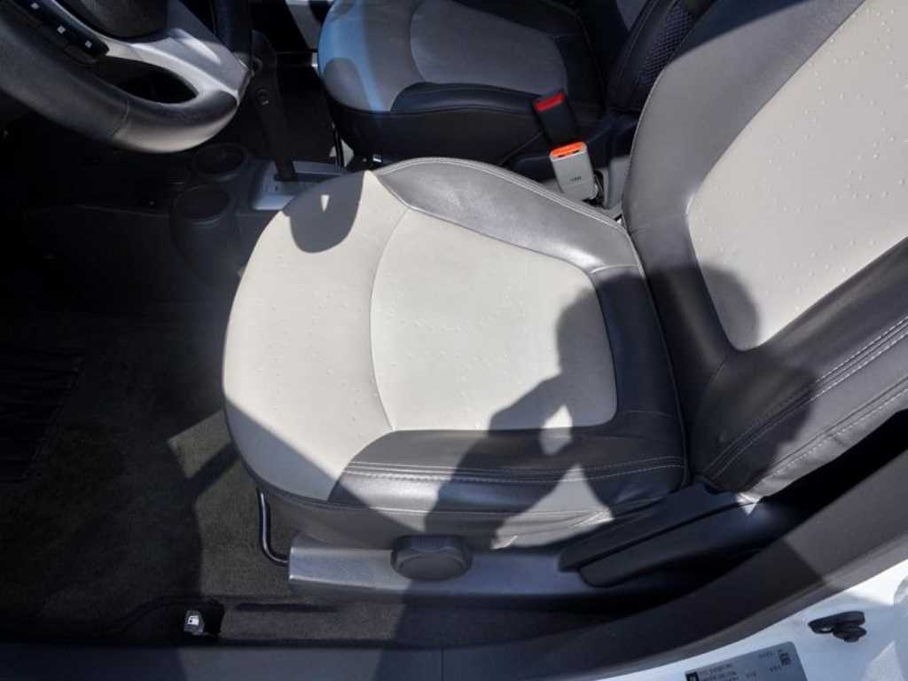 Chevrolet Spark 2012 Blanco - Importación desde Corea - HF Imports Iquique - Foto 17