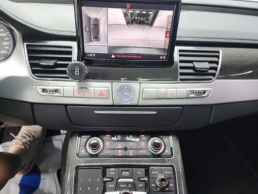 Audi S8 - Vista 10