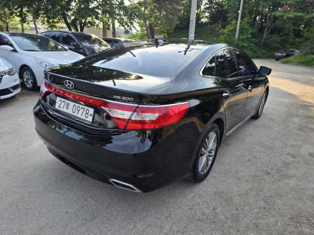 HYUNDAI Grandeur - Vista 4