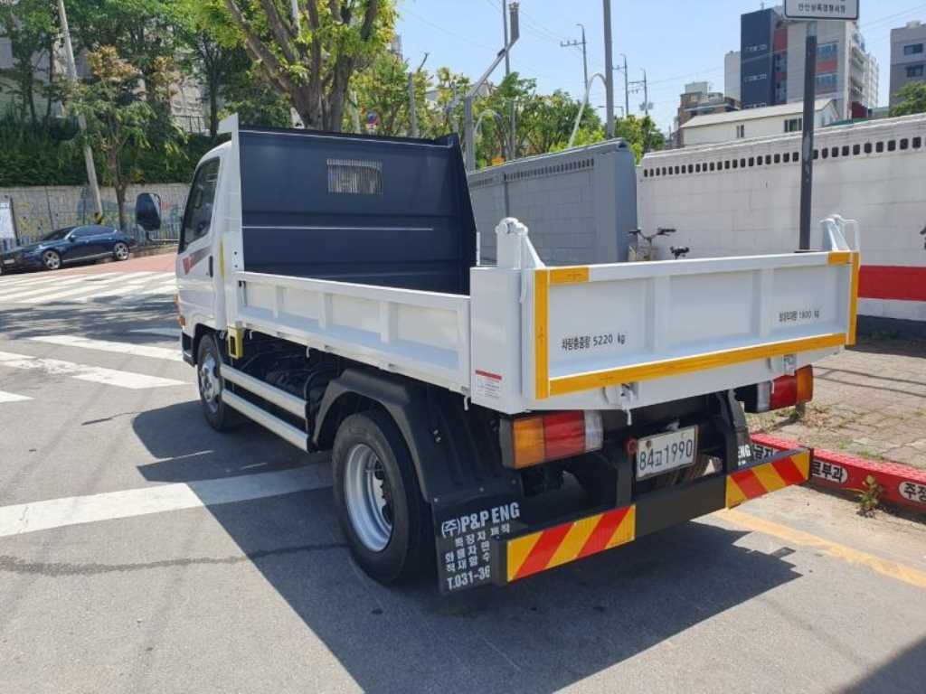 medium and large cargo dump - Vista 6