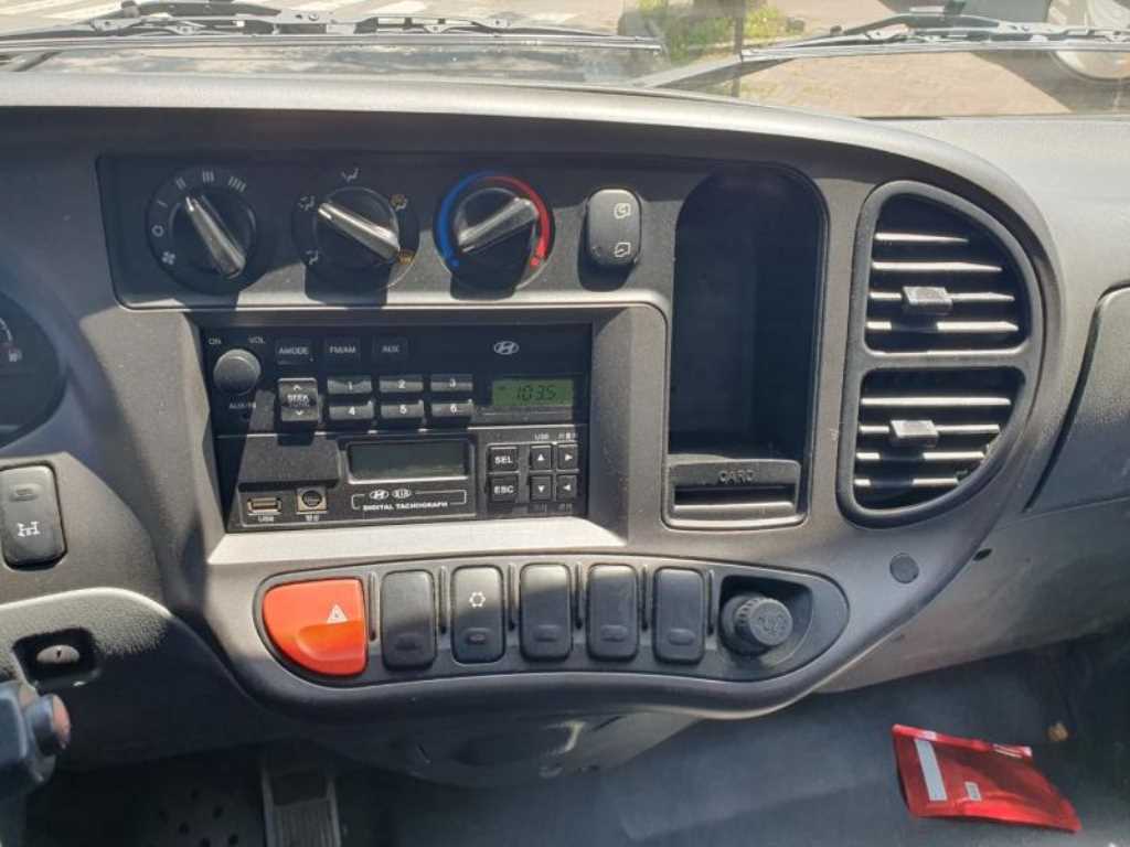 medium and large cargo dump 2011 Blanco - Importación desde Corea - HF Imports Iquique - Foto 15