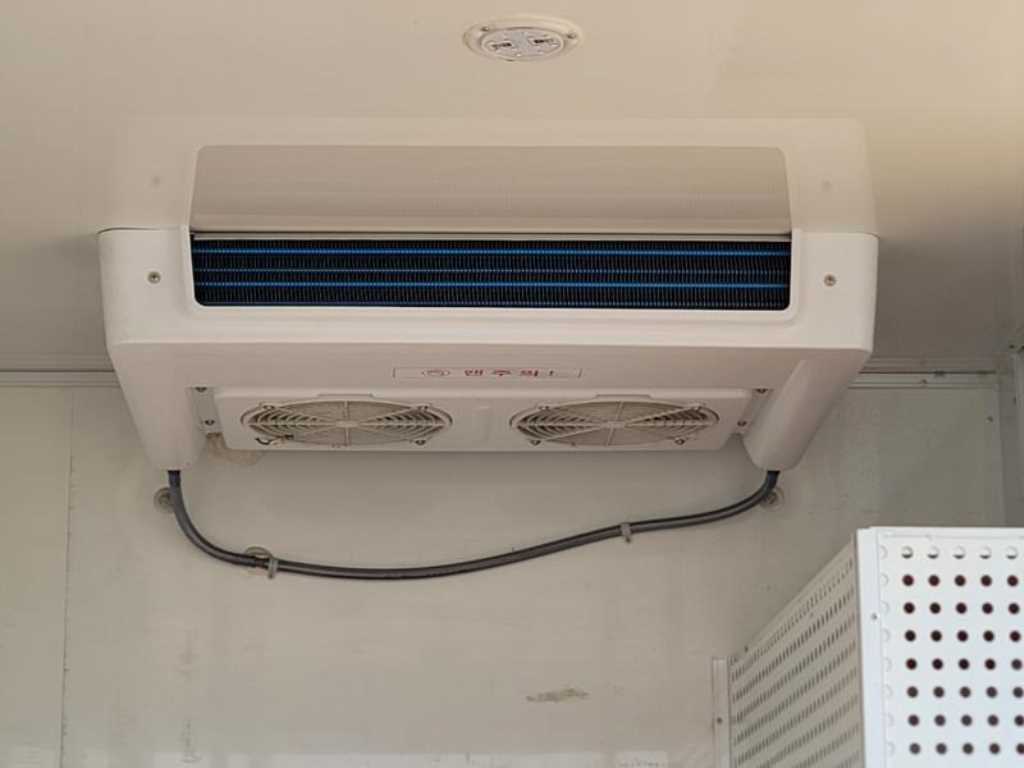 medium and large cargo truck 2022 Blanco - Importación desde Corea - HF Imports Iquique - Foto 18