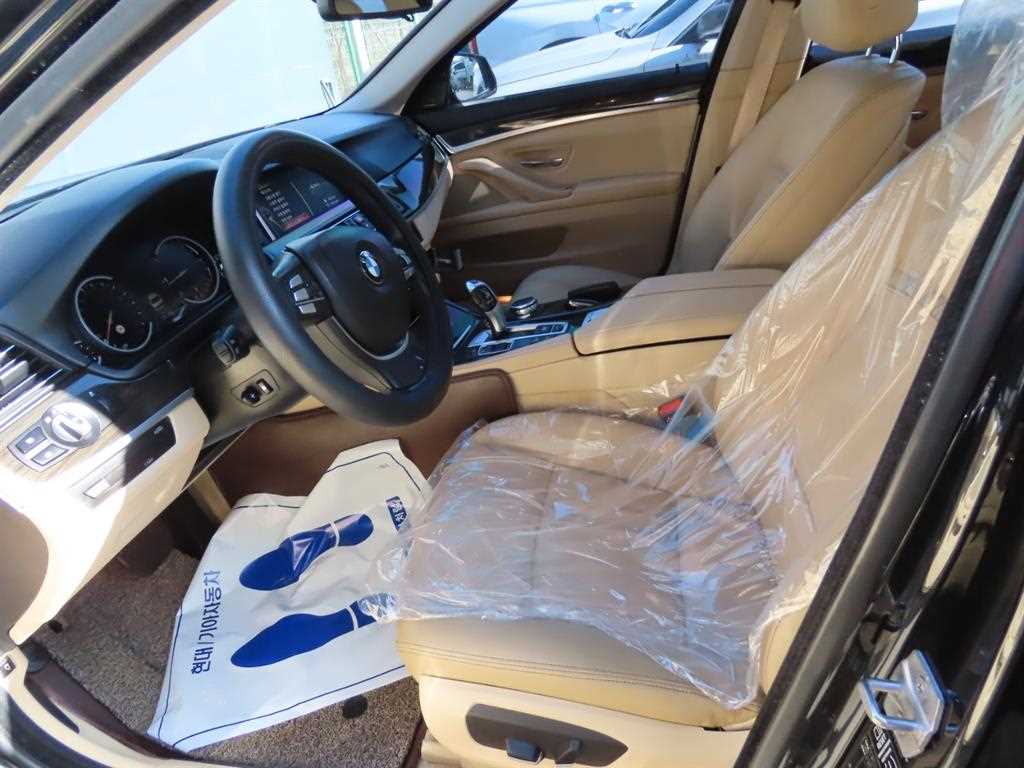 BMW 5 Series - Vista 9