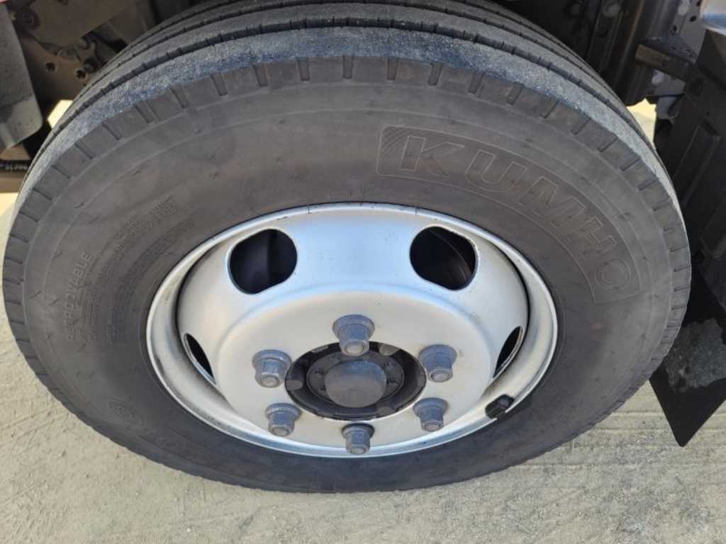 medium and large cargo truck 2022 Blanco - Importación desde Corea - HF Imports Iquique - Foto 19