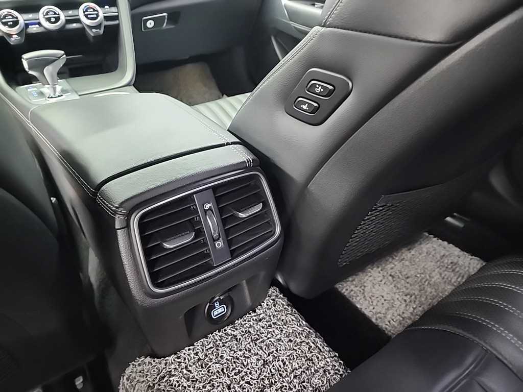 Genesis G70 2018 Negro - Importación desde Corea - HF Imports Iquique - Foto 13